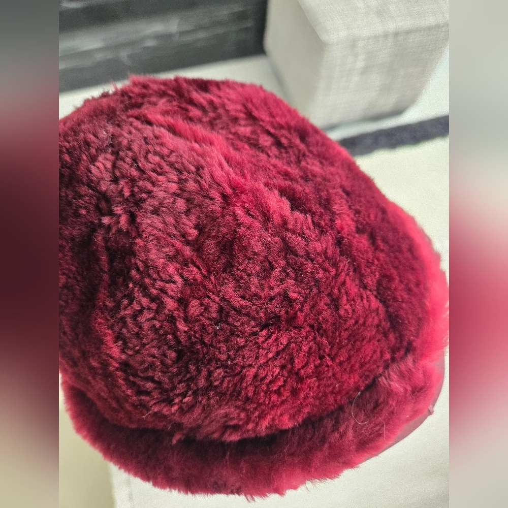 Shearling Burgundy Hat - Picture 5 of 12